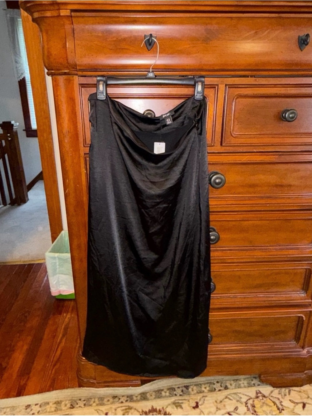 NWT Nasty Gal Black Satin Midi Slip Skirt Size 10